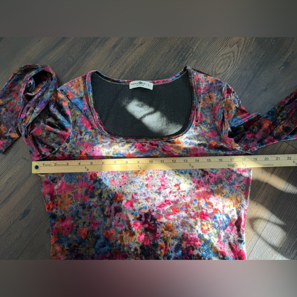 Natural Life Danielle Square Neck Velvet Top Dark Floral Garden Size Large - Picture 10 of 11